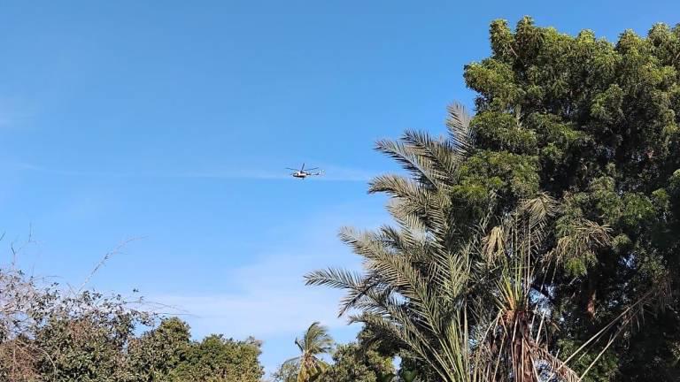 En Alturas del Sur, en Culiacán, se reporta un sobrevuelo de un helicóptero.