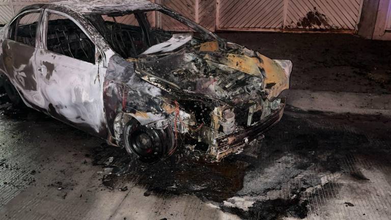 Reportaron que el incendio se originó por una falla eléctrica.