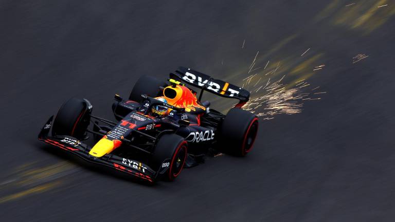Sergio “Checo” Pérez saldrá en la primera línea de la parrilla.