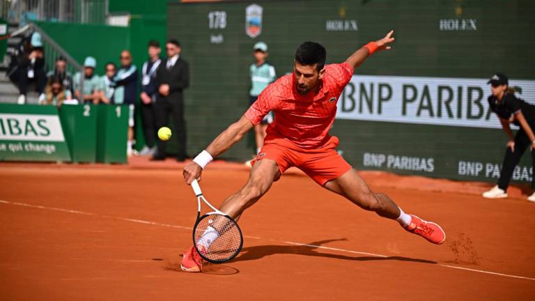 Novak Djokovic cae en tres sets.