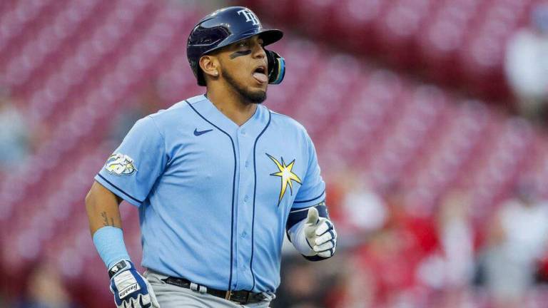 Isaac Paredes remolcó dos carreras en el triunfo de los Rays de Tampa Bay.