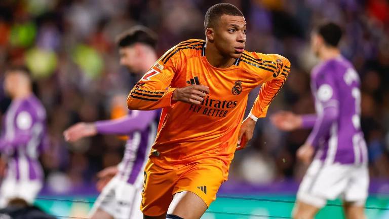 Tres goles de Mbappé rubrican el triunfo en Valladolid del Real Madrid.