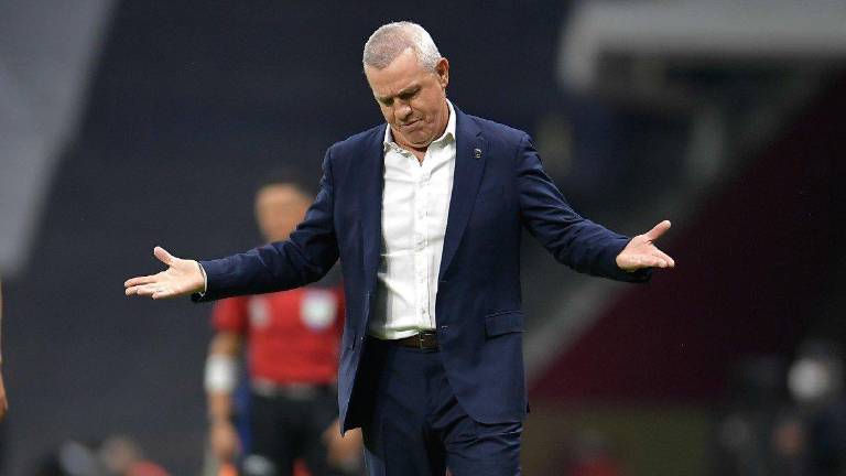 Javier Aguirre podría regresar a dirigir a España.
