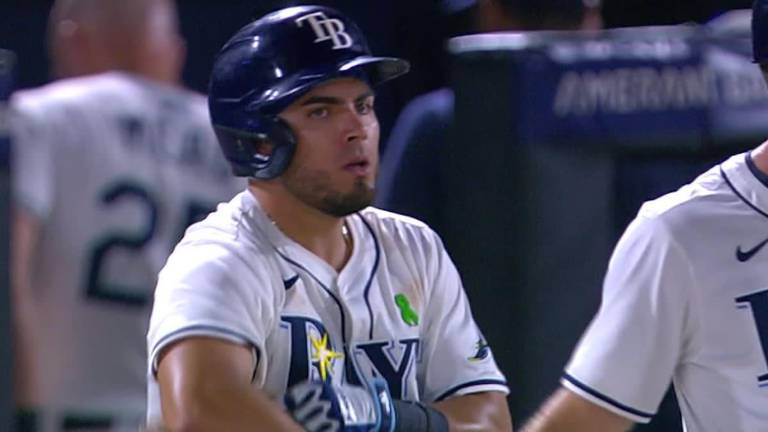 Jonathan Aranda remolcó par de carreras para contribuir a la victoria de los Rays sobre los Astros.