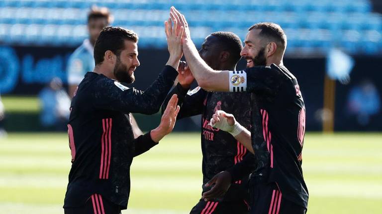 Karim Benzema celebra un gol frente al Celta.
