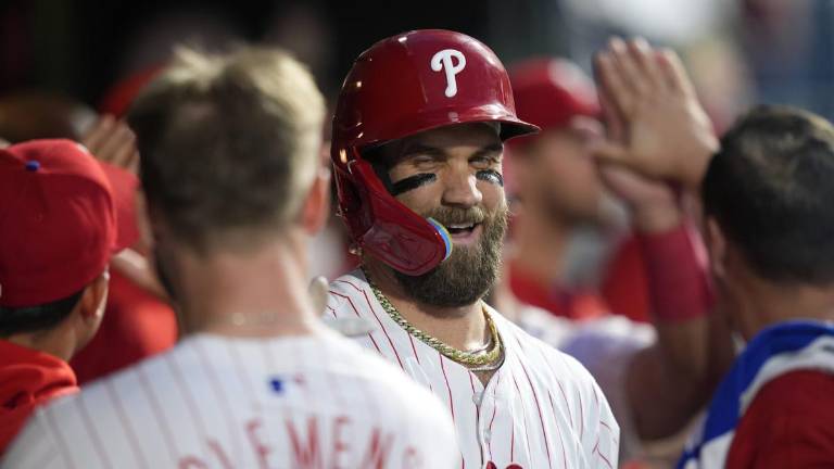 Bryce Harper y los Filis siguen en plan grande.