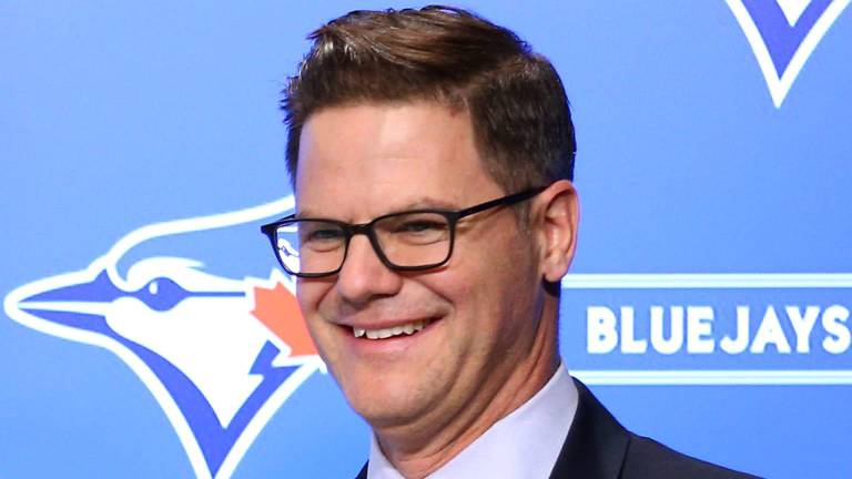 Ross Atkins extiende contrato por cinco años.