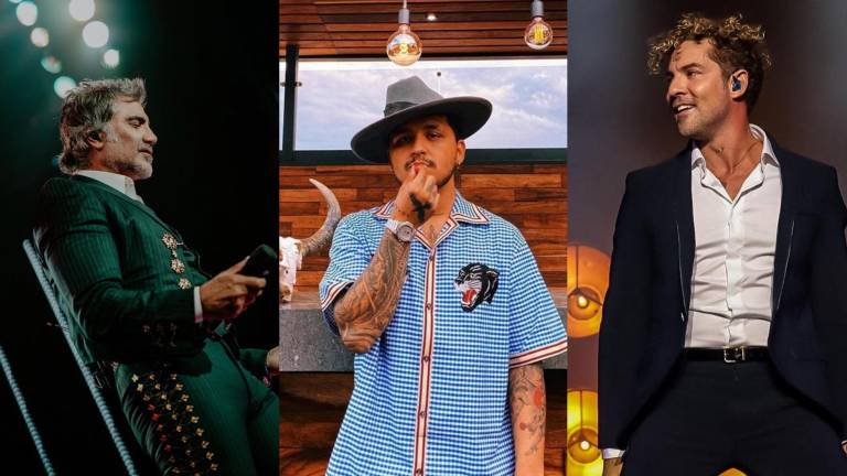 Christian Nodal ha hecho colaboraciones con artistas de talla internacional como, Alejandro Fernández, David Bisbal, entre otros.