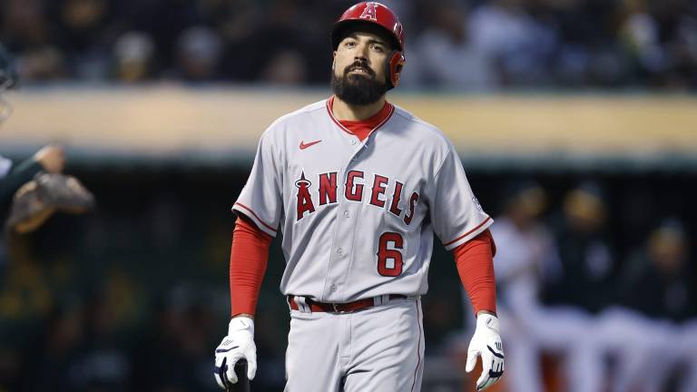 Anthony Rendón no podido retomar su nivel en los Angelinos de Anaheim.