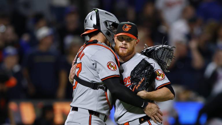 Craig Kimbrel volverá a lanzar para los Bravos de Atlanta.