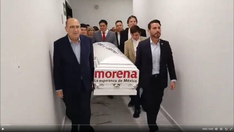 Durante la discusión de la Ley de Telecomunicaciones, diputados del PRI acusaron que el gobierno busca censurar a medios y ciudadanos.