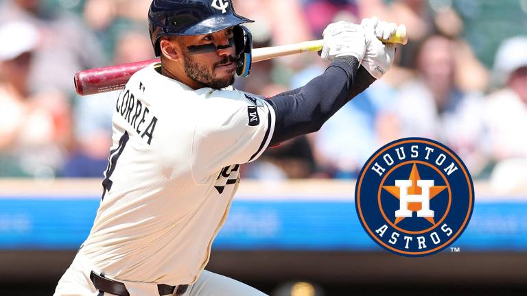Carlos Correa vuelve a Houston.