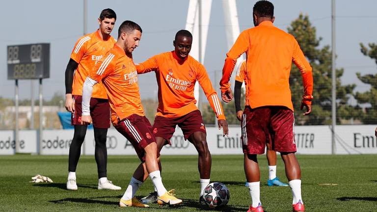 Real Madrid tratará de obtener la ventaja como local ante el Liverpool.