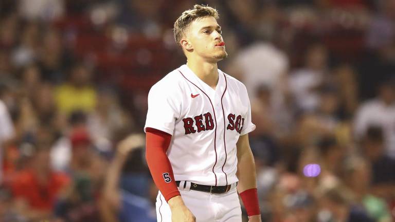 Kiké Hernández tiene Covid-19.