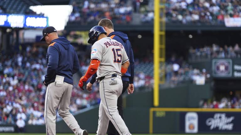 Isaac Paredes se suma a los peloteros que han ingresado a la lista de lesionados de los Astros.