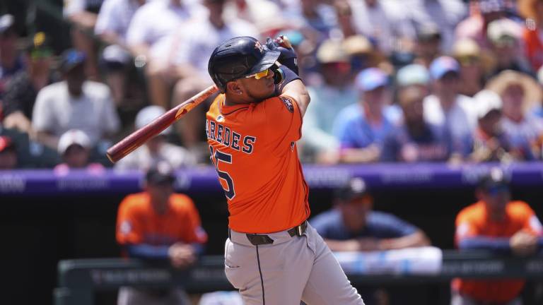 Isaac Paredes podría regresar a los Astros justo en la recta final de la temporada regular.