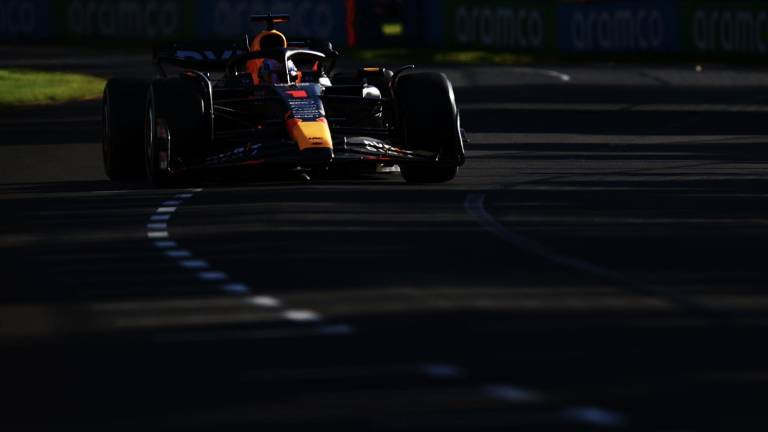 Sergio “Checo” Pérez remonta 15 posiciones.