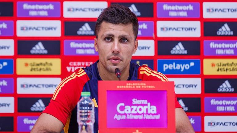 Rodrigo Hernández ve con optimismo el juego ante Marruecos.