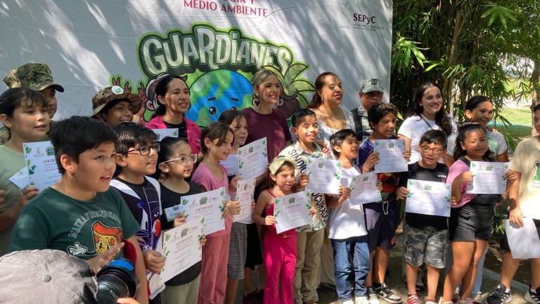 30 niñas y niños mazatlecos se graduaron como nuevos “Guardianes del Medio Ambiente”.