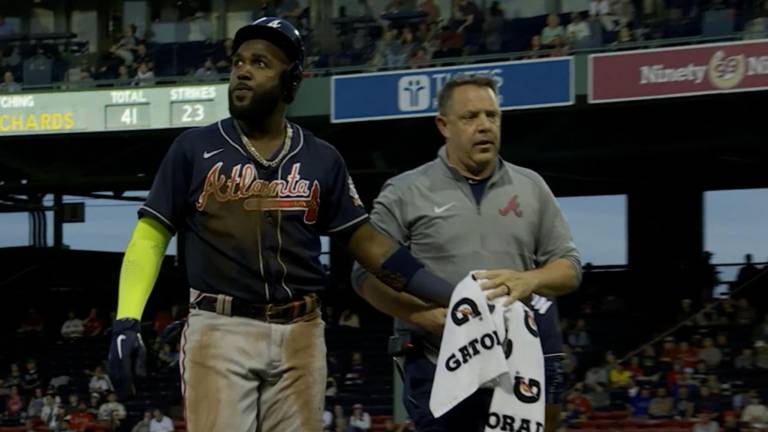 Marcell Ozuna se va al hule.