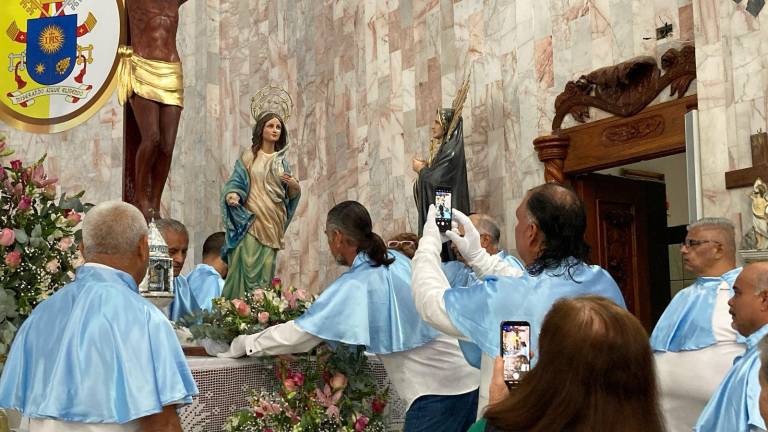La Virgen peregrina de Nazaret visitó la Parroquia de Nuestra Señora del Carmen, en la colonia Benito Juárez.