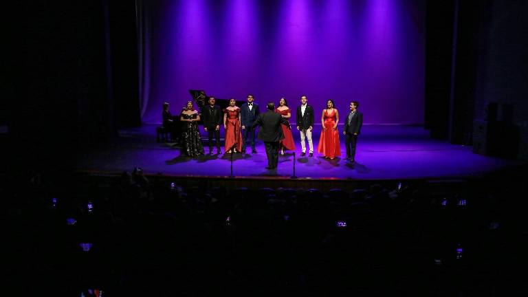 El Taller de Ópera de Sinaloa lo dirige el tenor José Manuel Chú.