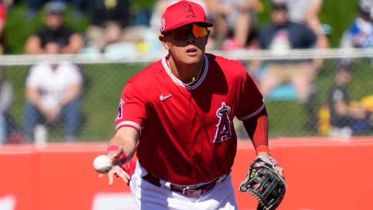 Gio Urshela espera aportar su bateo y defensa con los Angelinos de Anaheim.