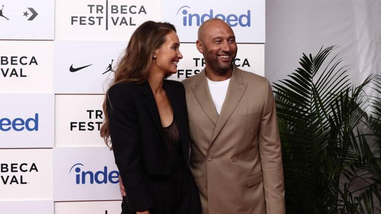 Derek Jeter estuvo presente en la presentación de su documental, en Tribeca.
