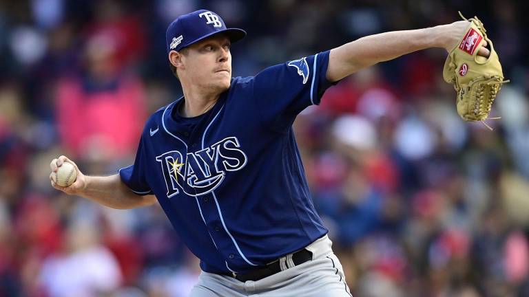 Pete Fairbanks sigue tres años más con Rays.
