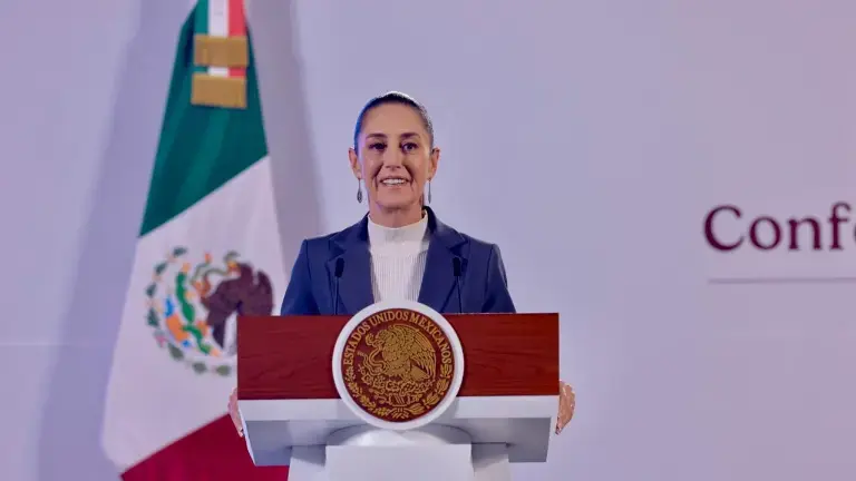 Sheinbaum precisó que visitaría el Complejo de Escolín para “iniciar con el rescate a Pemex”.