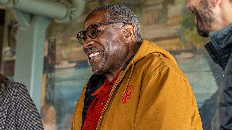 Dusty Baker quiere levantar otro trofeo, ahora como directivo.
