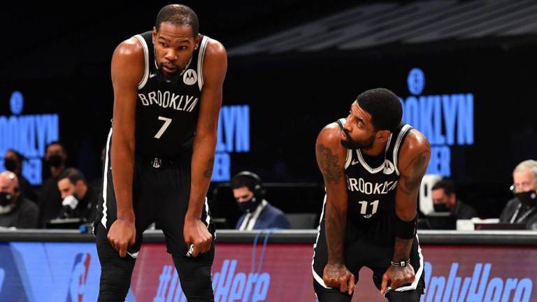 Kevin Durant y Kyrie Irving se suman a las bajas de Nets.