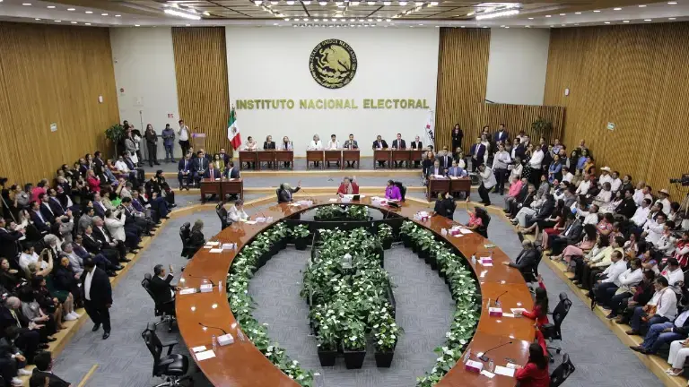 Este miércoles el órgano electoral llevó a cabo una sesión extraordinaria con representantes de partidos políticos.