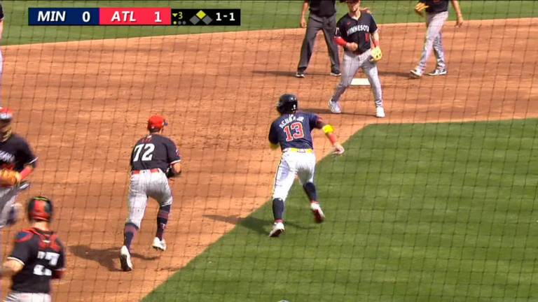 Ronald Acuña va recuperándose.
