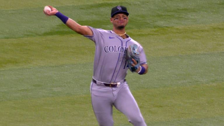 Ezequiel Tovar poco a poco demuestra su calidad en el terreno de juego.
