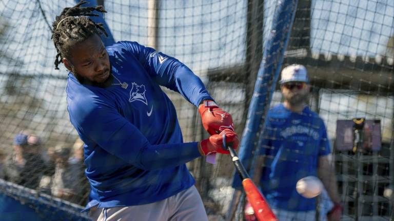 Vladimir Guerrero Jr. ya está en el campo de pretemporada de los Azulejos de Toronto.