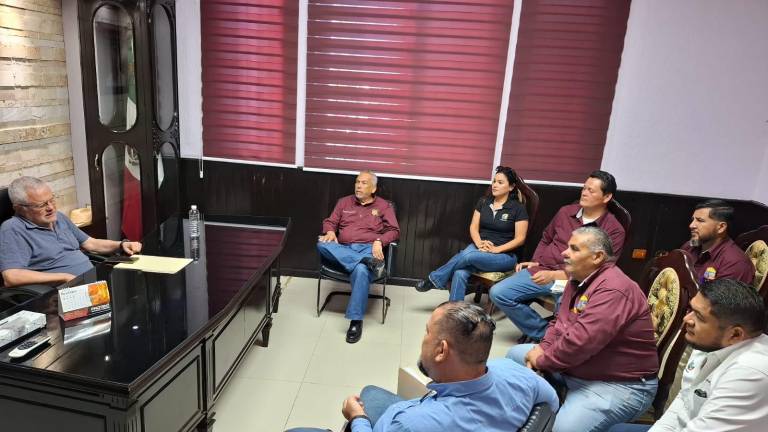 Reunión con líderes del Sindicato del Ayuntamiento de Escuinapa.