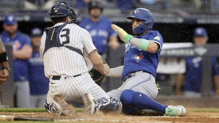 Los Yanquis mejoraron su récord a 4-8 frente a Toronto esta temporada.