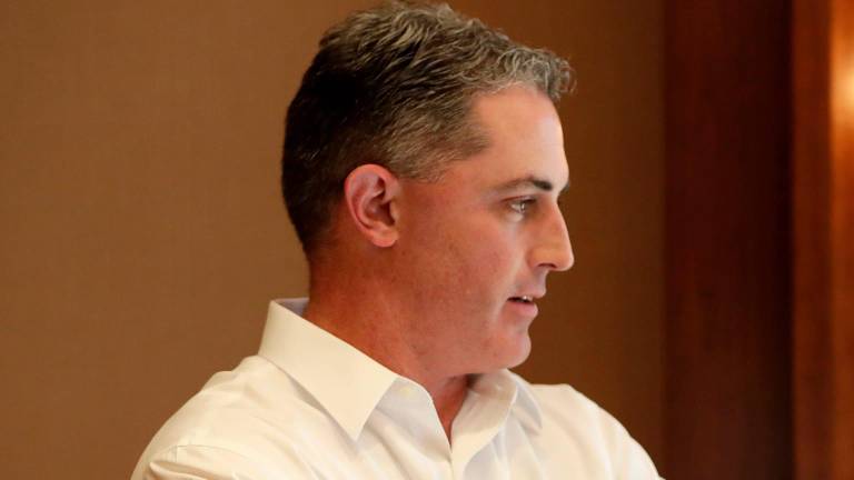 Jeff Bridich no seguirá más como directivo de los Rockies de Colorado.