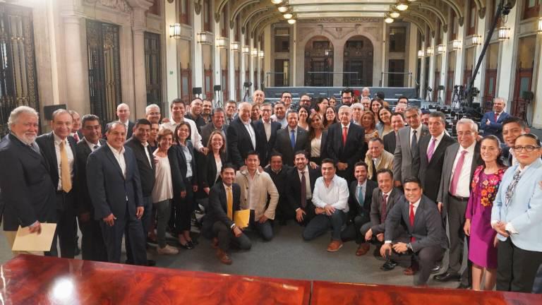 A través de un desplegado publicado en sus redes sociales, los y las gobernadoras 4T se comprometieron con el proyecto de AMLO.