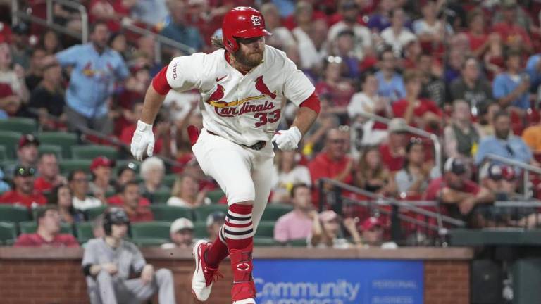Brendan Donovam fue el héroe de los Cardenales.