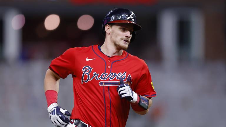 Sean Murphy estará fuera de acción con los Bravos por un prolongado tiempo.