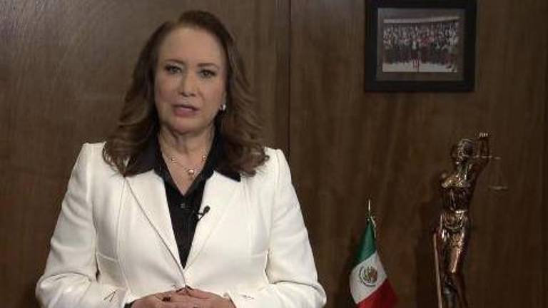 Abogados de la Ministra Yasmín Esquivel afirman que una jueza de la CDMX determinó que no hubo plagio en la tesis de licenciatura, como se ha denunciado.