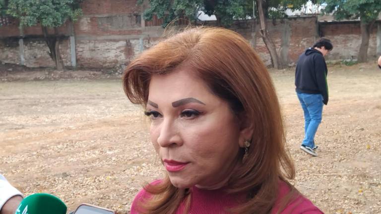 La Secretaria de Educación en Sinaloa, Gloria Himelda Félix Niebla, habla de suspensión de clases por hechos de violencia.