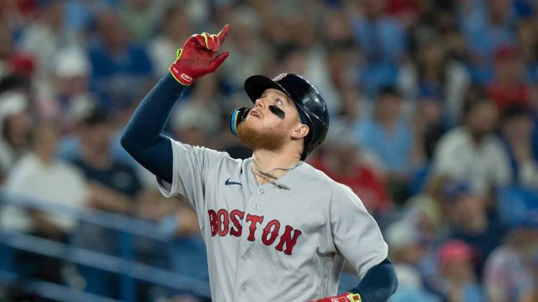 Alex Verdugo encaminó desde la primera entrada a los Medias Rojas hacia la victoria.