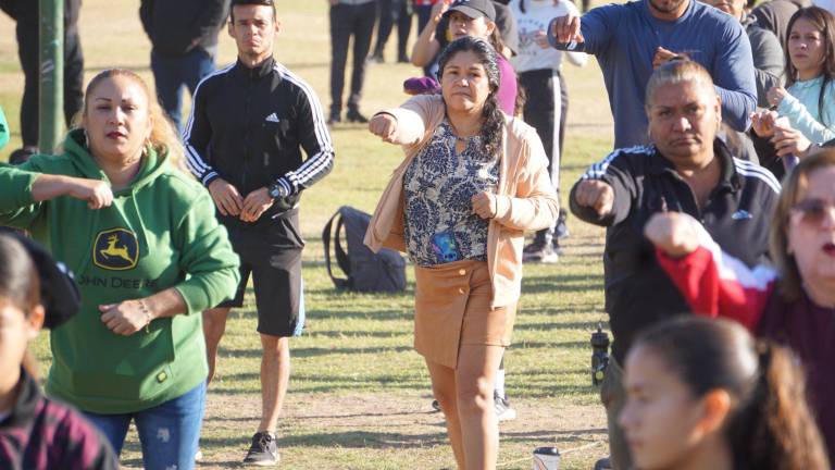 Más de 500 participantes se dieron cita en el Parque Acuático para el ensayo.