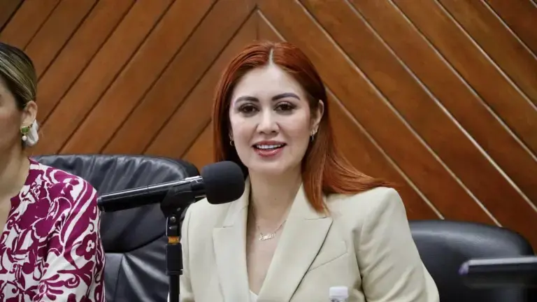 Guerra Mena destacó que con un apoyo de 3 mil 750 pesos por beneficiario, pescadores se podrán ayudar para equipar sus embarcaciones, redes y otras herramientas necesarias.