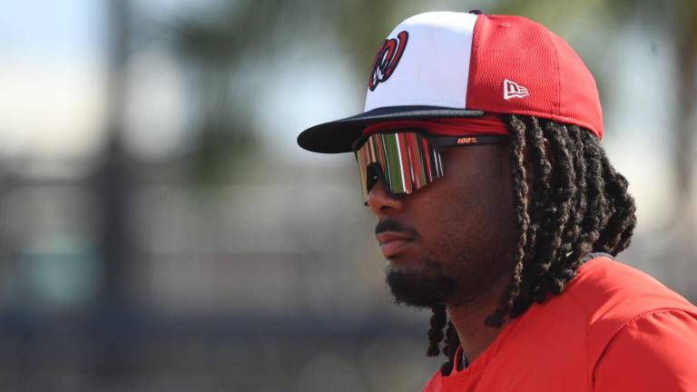 Josh Bell ya podrá jugar con los Nacionales de Washington.
