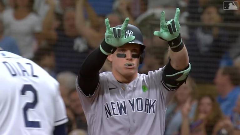 Harrison Bader pone a los Yanquis arriba.
