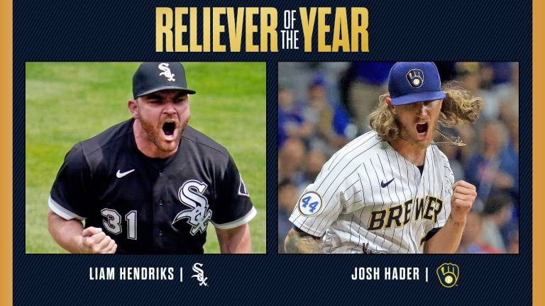 Josh Hader y Liam Hendriks son los Relevistas del Año en Grandes Ligas